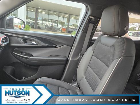 Used 2022 Chevrolet TrailBlazer RS image 13