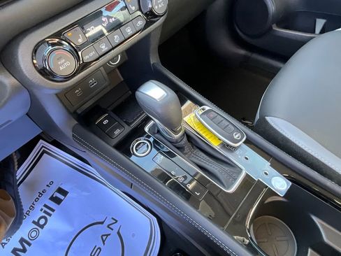 Certified 2023 Nissan Kicks SR w/ SR Premium Package image 38