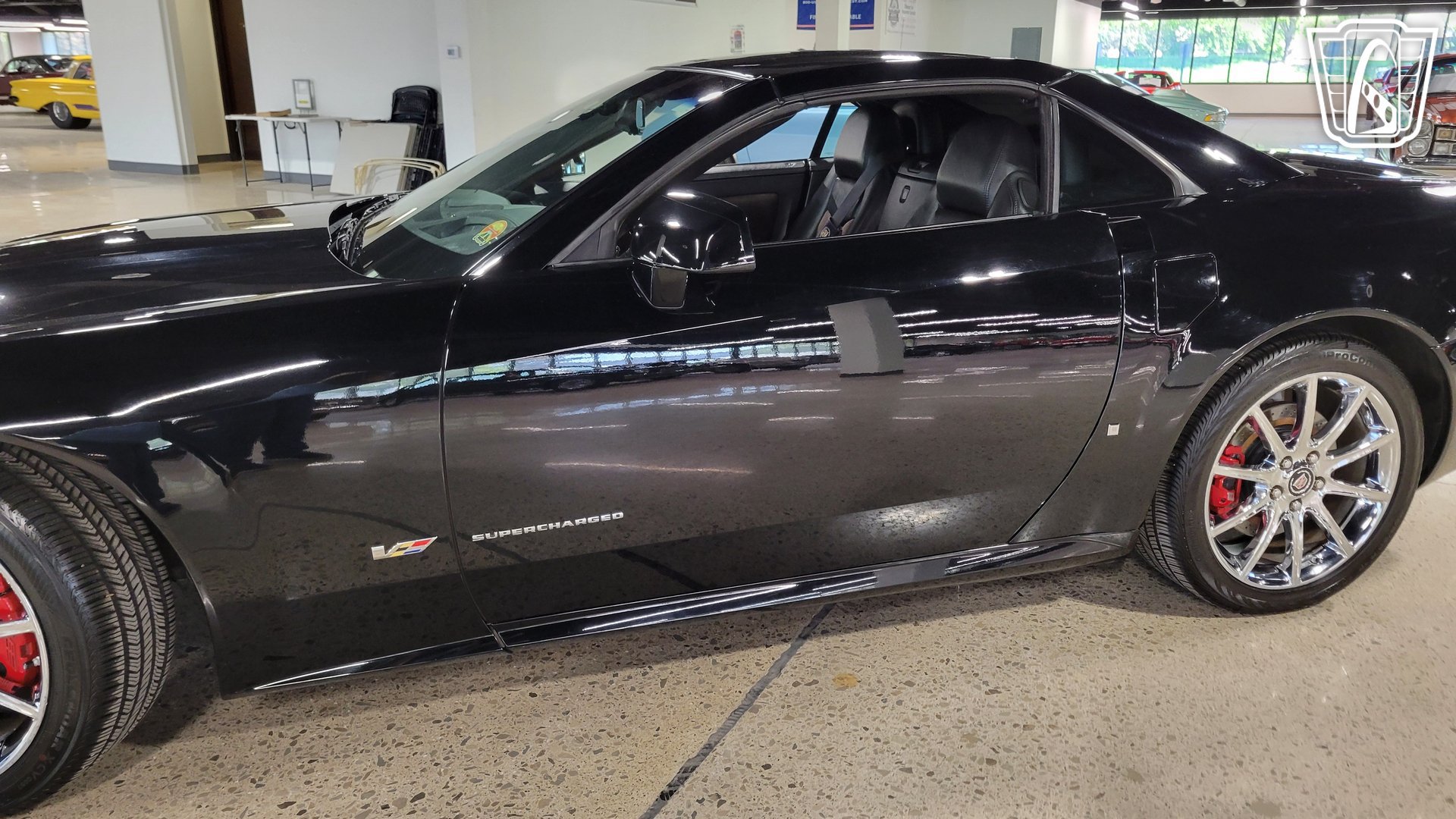 Used 2008 Cadillac XLR V RWD image 26