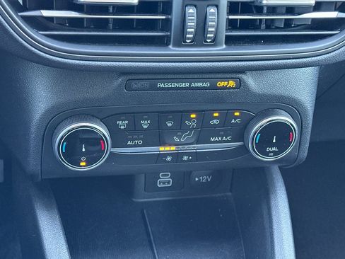 Used 2025 Ford Escape Active AWD/4WD image 26