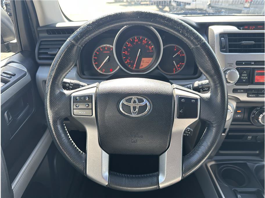 Used 2010 Toyota 4Runner SR5 AWD/4WD image 20
