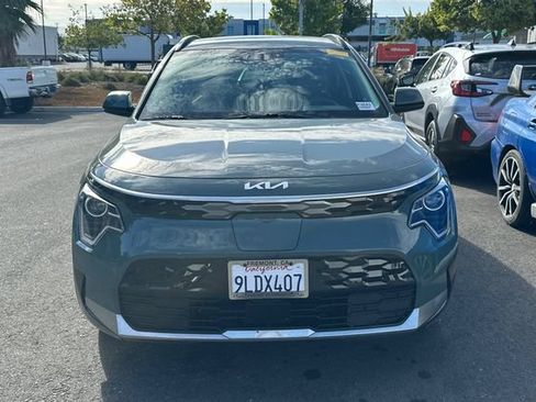 Used 2024 Kia Niro Wind FWD image 3