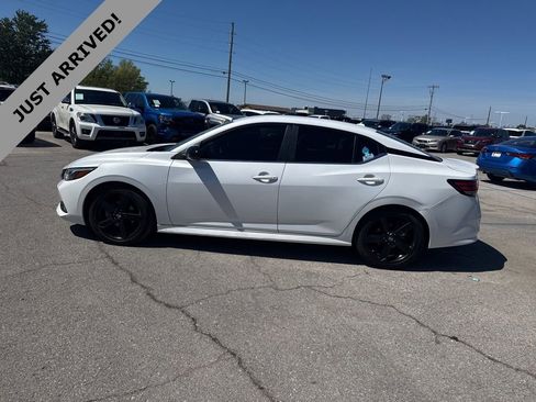 Certified 2021 Nissan Sentra SR image 8
