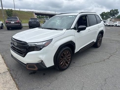 Certified 2025 Subaru Forester Sport w/ Popular Package #1 AWD/4WD image 3