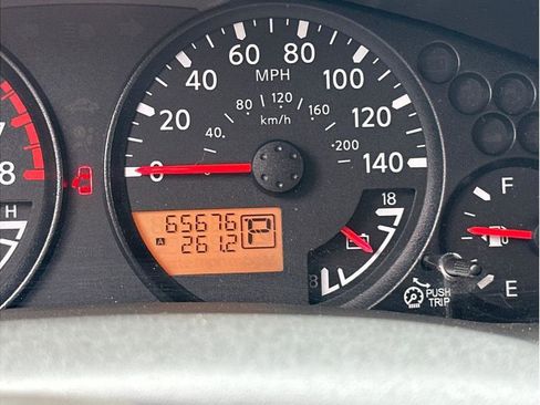 Used 2016 Nissan Frontier SV w/ SV Value Truck Package AWD/4WD image 18
