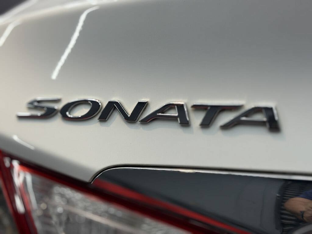 Used 2014 Hyundai Sonata GLS FWD image 25
