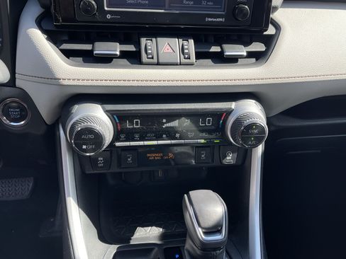 Certified 2021 Toyota RAV4 XLE Premium AWD/4WD image 24