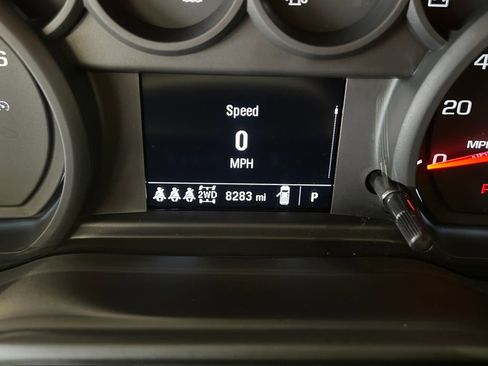 Used 2025 Chevrolet Silverado 2500 Custom w/ Custom Value Package image 30