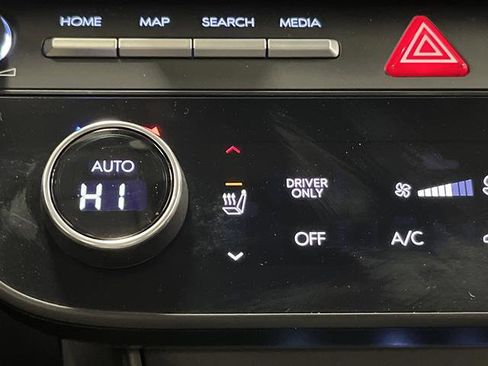 Used 2024 Hyundai Sonata Limited image 8