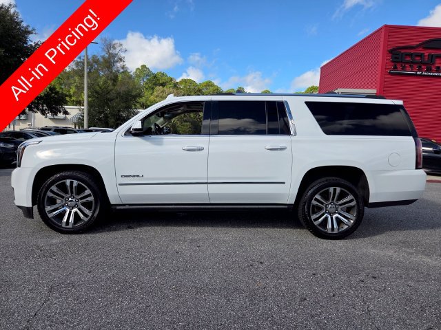 Used 2020 GMC Yukon XL Denali w/ Denali Premium Package RWD image 2