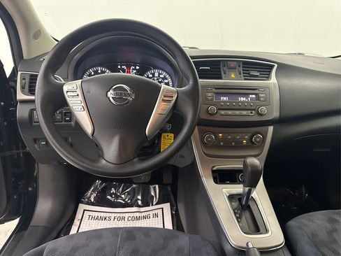 Used 2013 Nissan Sentra SV FWD image 39
