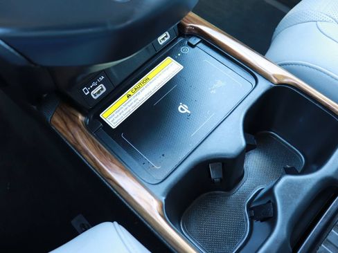 Used 2022 Honda CR-V Touring image 19