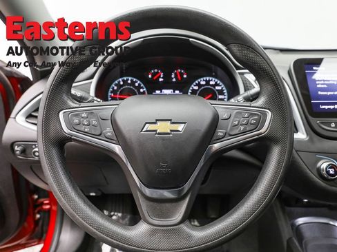 Used 2024 Chevrolet Malibu LT image 10