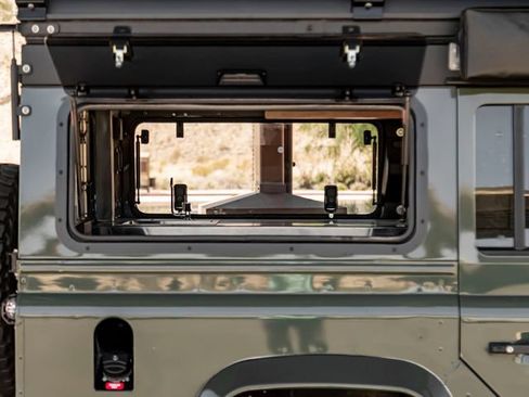 Used 1991 Land Rover Defender 110 image 55