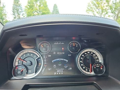 Used 2015 RAM 2500 Laramie AWD/4WD image 22