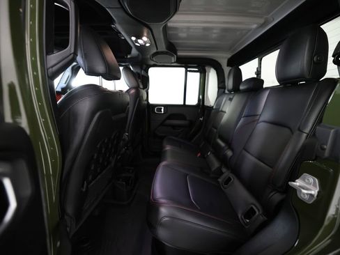 Used 2023 Jeep Gladiator Rubicon w/ LED Lighting Group image 13