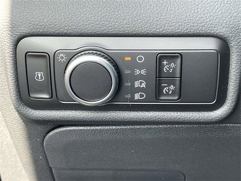 New 2025 Ford Explorer 4WD Police Interceptor image 13