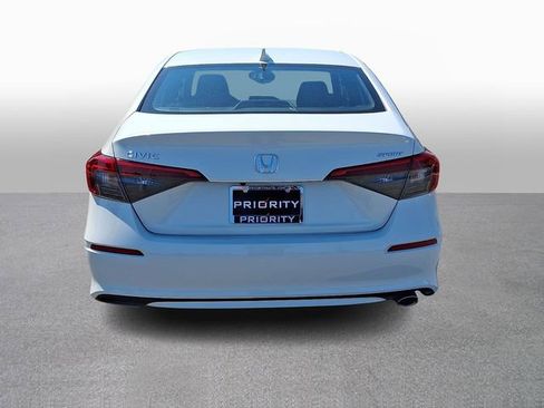 Used 2024 Honda Civic Sport image 5