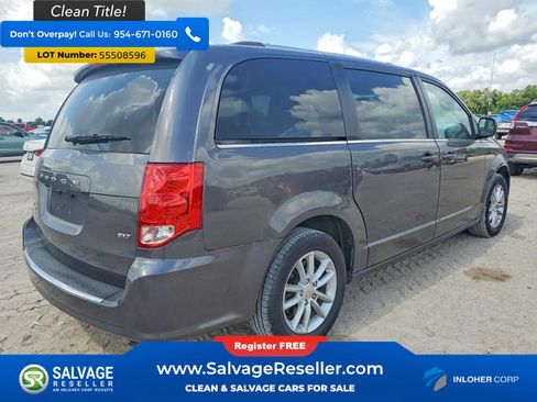 Used 2020 Dodge Grand Caravan SXT FWD image 4
