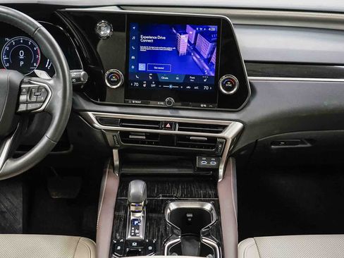 Used 2024 Lexus RX 350 FWD w/ Technology Package image 13