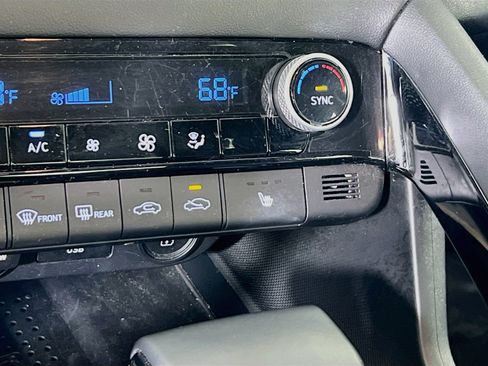Used 2023 Hyundai Elantra SEL w/ Convenience Package FWD image 20