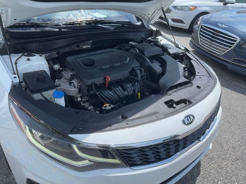 Used 2020 Kia Optima LX FWD image 29