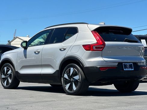 Certified 2025 Volvo EX40 Core AWD/4WD image 7