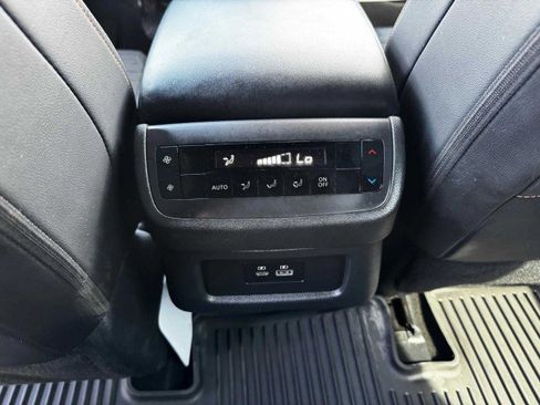 Used 2024 Nissan Pathfinder Rock Creek image 45