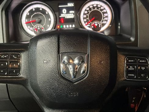 Used 2019 RAM 1500 Express w/ Express Value Package AWD/4WD image 11