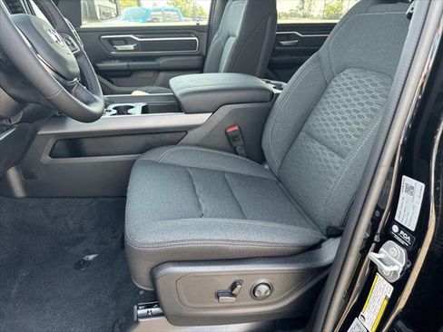 Certified 2025 RAM 1500 Big Horn image 11