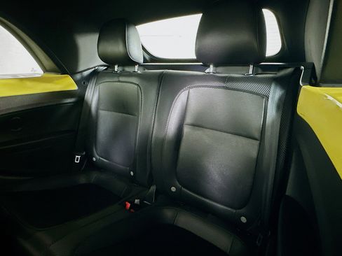 Used 2013 Volkswagen Beetle 2.5 image 21