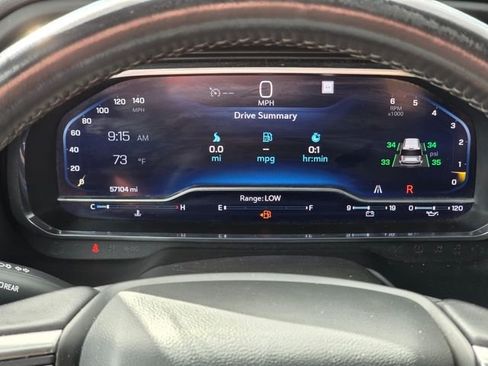 Used 2022 Chevrolet Suburban LT image 14