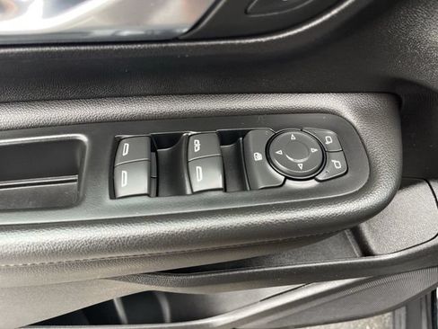 Used 2023 GMC Terrain SLE w/ Driver Convenience Package FWD image 23