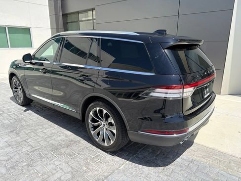 Used 2025 Lincoln Aviator Reserve RWD image 2