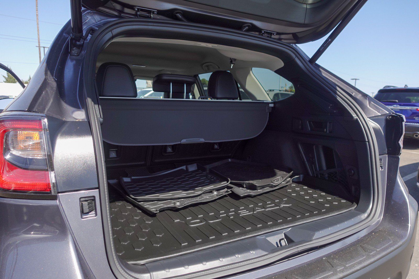Certified 2025 Subaru Outback Limited AWD/4WD image 24