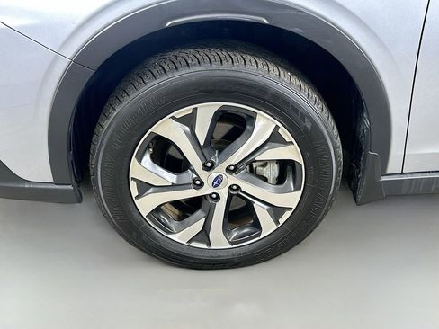 Used 2022 Subaru Outback Limited w/ Popular Package #2 AWD/4WD image 8