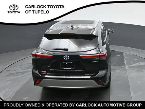 Used 2023 Toyota Highlander Platinum image 35
