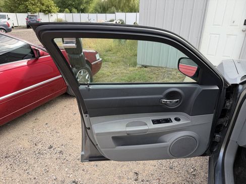 Used 2006 Dodge Charger RWD image 20