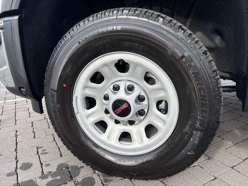 New 2026 GMC Sierra 2500 Pro image 39