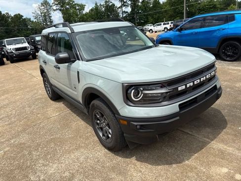 Used 2024 Ford Bronco Sport Big Bend w/ Convenience Package AWD/4WD image 3
