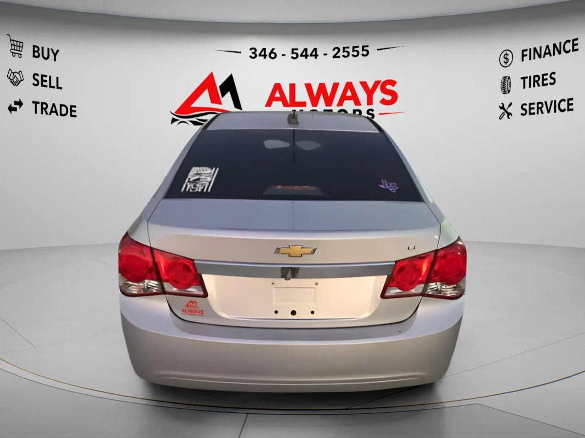 Used 2015 Chevrolet Cruze LT FWD image 17