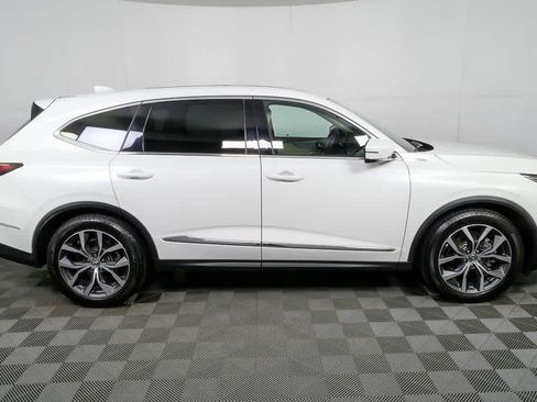 Used 2022 Acura MDX SH-AWD w/ Technology Package image 2