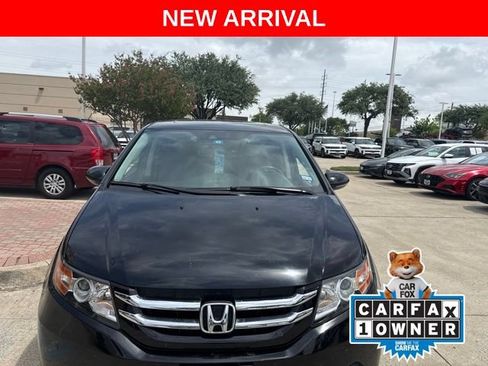 Used 2016 Honda Odyssey Touring Elite image 3