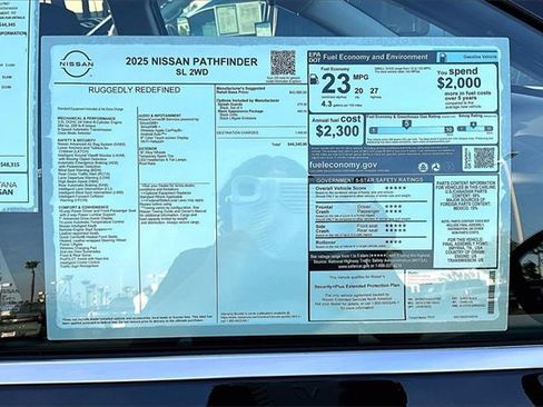 New 2025 Nissan Pathfinder SL image 13