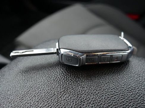 Used 2023 Kia Forte LXS image 18