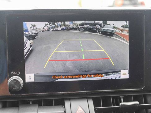 Used 2025 Toyota RAV4 XLE image 25