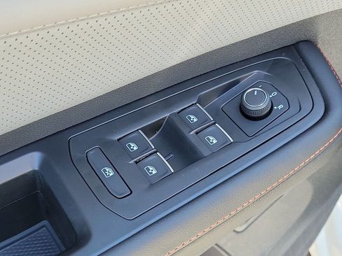 New 2026 Volkswagen Atlas Peak Edition AWD/4WD image 15