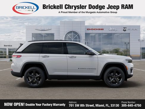 New 2025 Jeep Grand Cherokee Limited w/ Black Appearance Package image 21