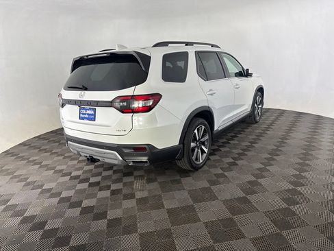 Used 2025 Honda Pilot Elite image 7