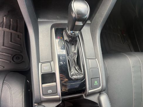 Used 2018 Honda Civic Sport Touring image 22